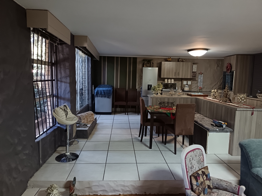 To Let 2 Bedroom Property for Rent in Pentagon Park Free State